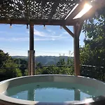 L'oree Du Mezenc Et Son Bain Nordique Privatif *